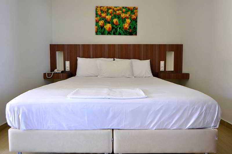 Tony'S Beach Vromolithos ภายนอก รูปภาพ
